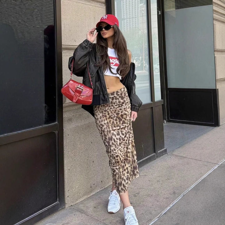 Damer elegant maxikjol i stilren leopardtryck Mirla-Eva Jonsson