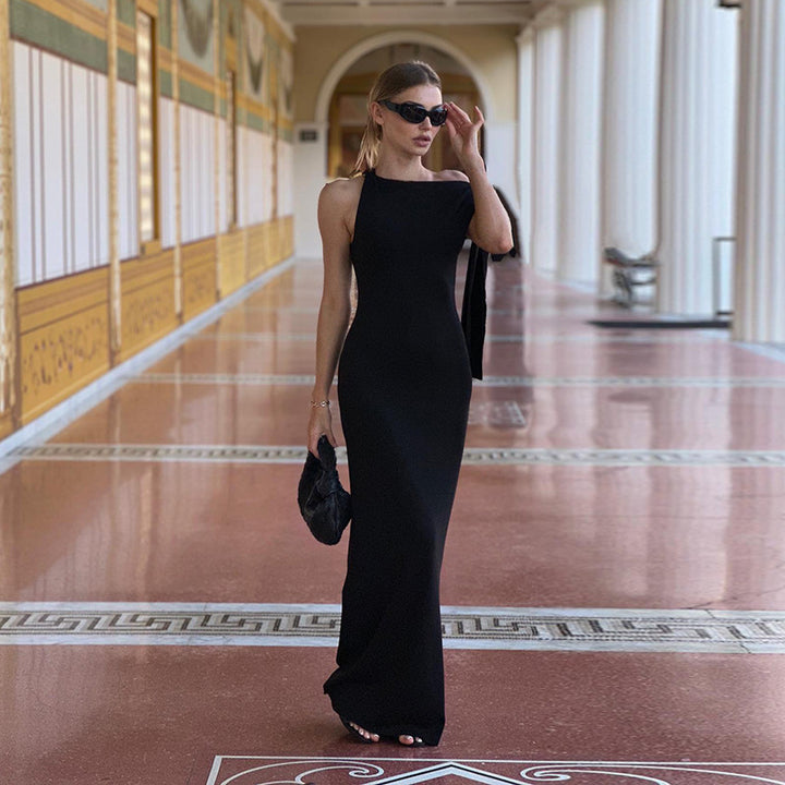 Damer elegant maxikjol med asymmetrisk design och ärmlös skärning Mirla-Eva Jonsson