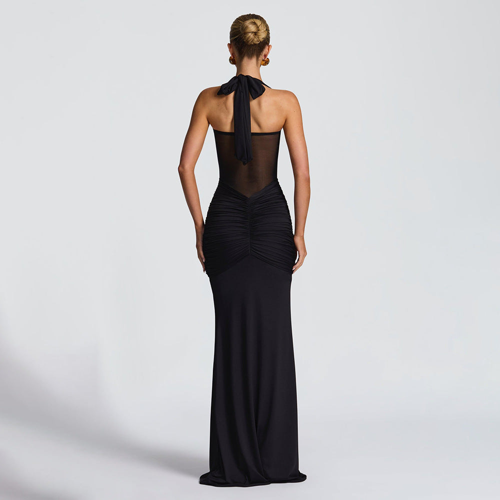 Damer elegant maxikjol med smickrande rynkning och halterneck Mirla-Eva Jonsson