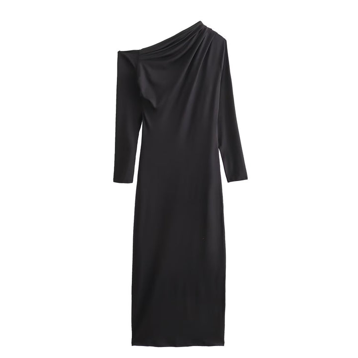 Damer elegant maxiklänning med asymmetrisk u-ringning och draperingar Mirla-Eva Jonsson