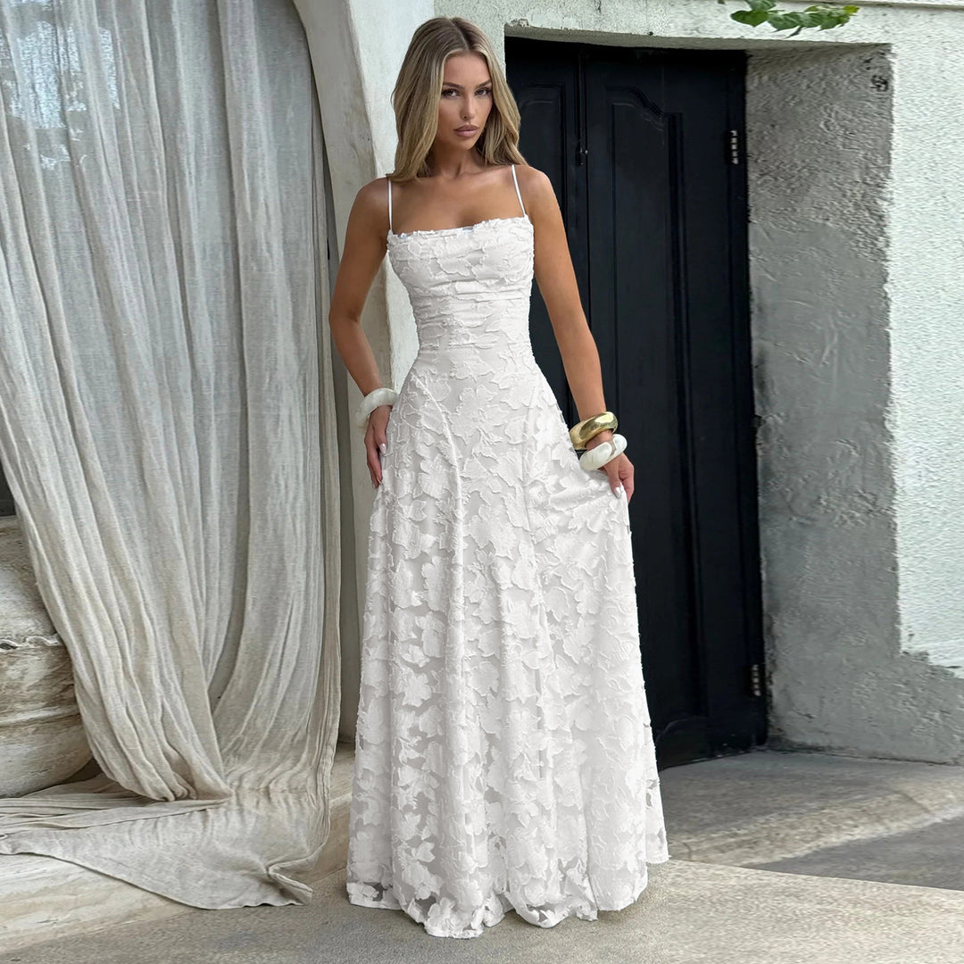 Damer elegant maxiklänning med delikat blommönster och spagettiband Mirla-Eva Jonsson