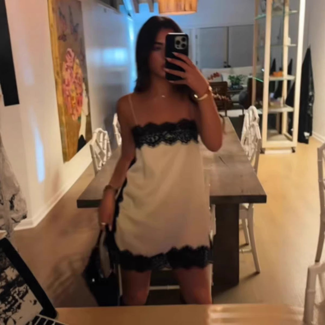 Damer elegant nattskjorta med spetsdetaljer Mirla-Eva Jonsson