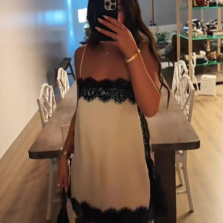 Damer elegant nattskjorta med spetsdetaljer Mirla-Eva Jonsson