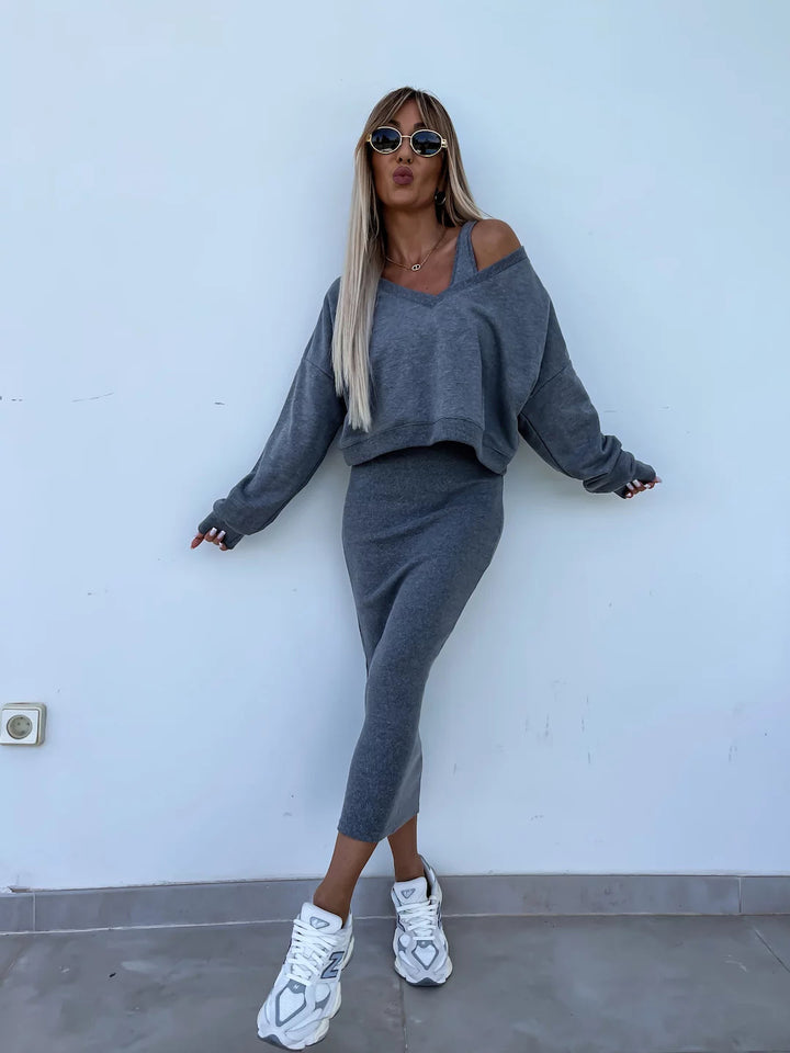 Damer elegant och avslappnat tvådelat set med V-ringning och vid topp Mirla-Eva Jonsson