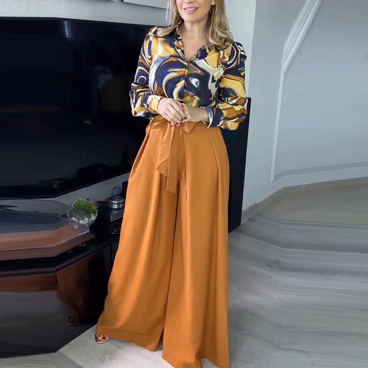 Damer elegant och luftig maxiklänning med vackert mönster Mirla-Eva Jonsson