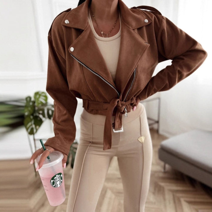 Damer elegant och trendig faux läder bikerjacka med bälte Mirla-Eva Jonsson