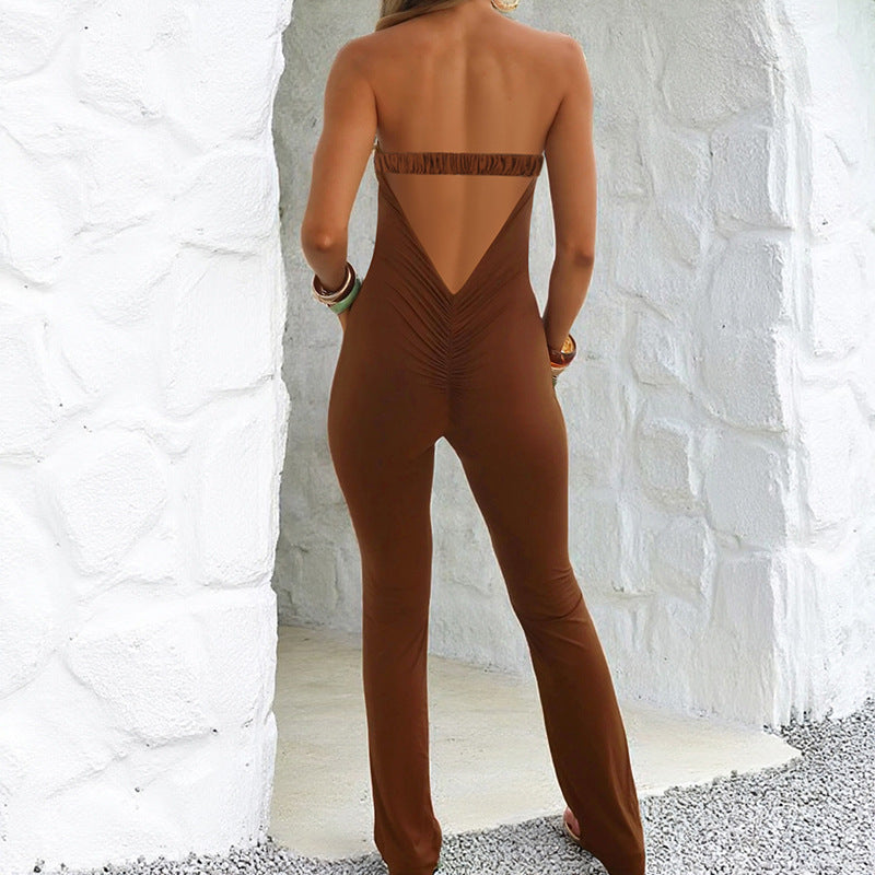 Damer elegant off-shoulder jumpsuit med djup nyckelutskärning och figursydd passform Mirla-Eva Jonsson