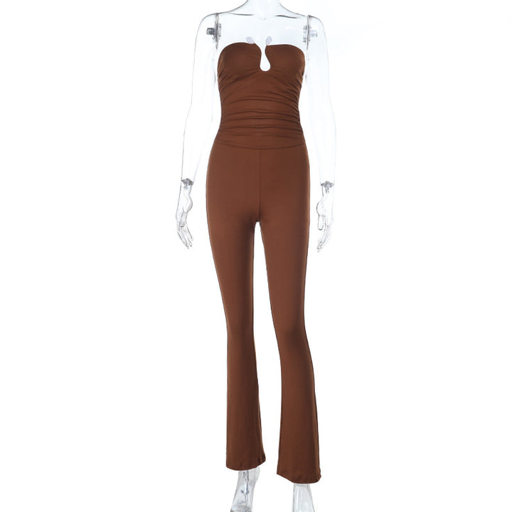Damer elegant off-shoulder jumpsuit med djup nyckelutskärning och figursydd passform Mirla-Eva Jonsson