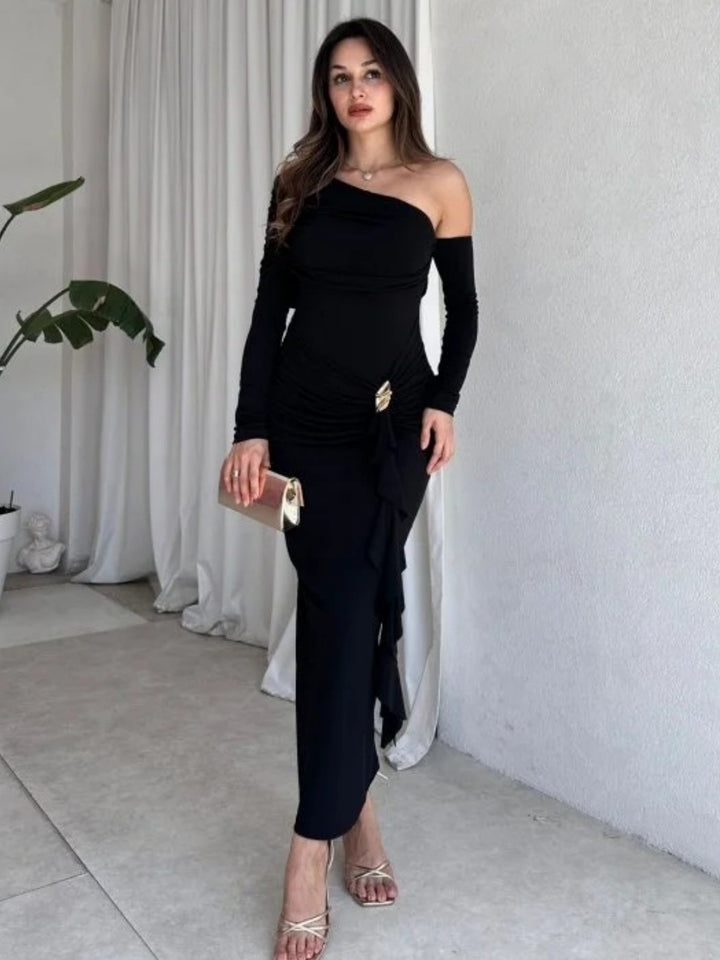 Damer elegant omslag klänning med asymmetrisk design och raffinerade draperingar Mirla-Eva Jonsson