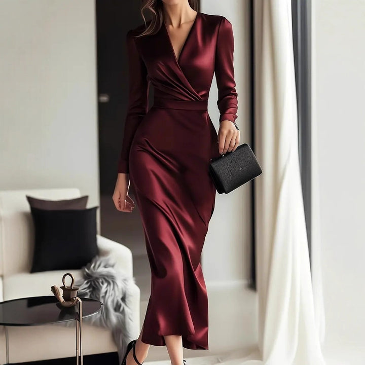 Damer elegant omslagsklänning i satinliknande tyg Mirla-Eva Jonsson