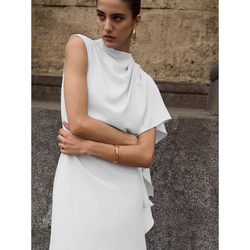 Damer elegant omslagsklänning med asymmetrisk fåll och raffinerad drapering Mirla-Eva Jonsson