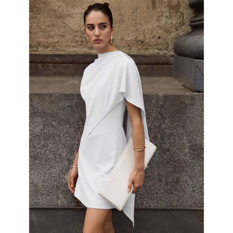 Damer elegant omslagsklänning med asymmetrisk fåll och raffinerad drapering Mirla-Eva Jonsson