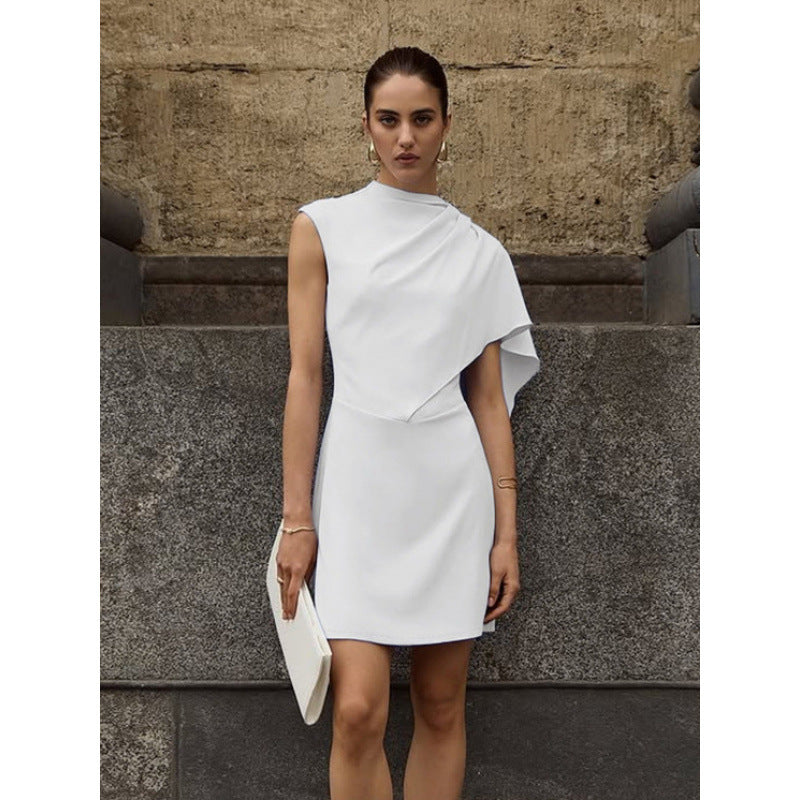 Damer elegant omslagsklänning med asymmetrisk fåll och raffinerad drapering Mirla-Eva Jonsson