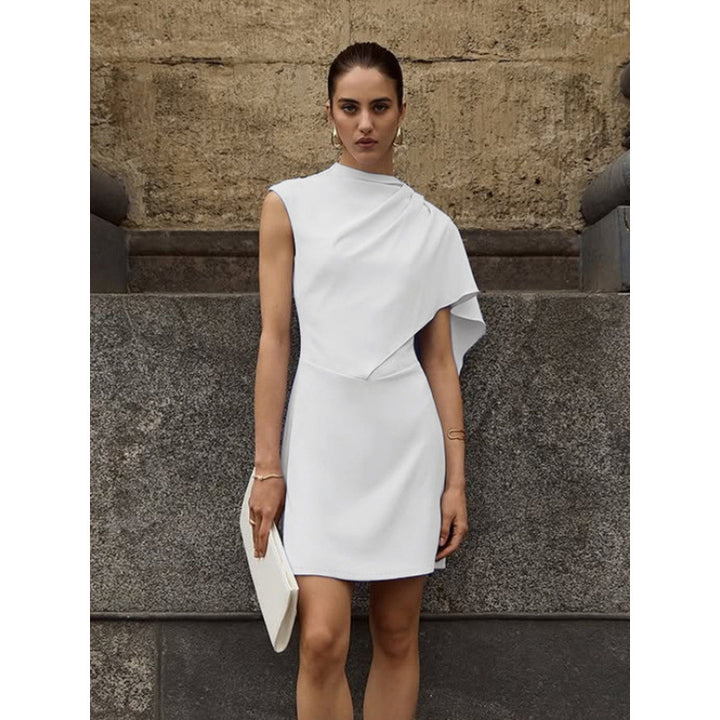 Damer elegant omslagsklänning med asymmetrisk fåll och raffinerad drapering Mirla-Eva Jonsson