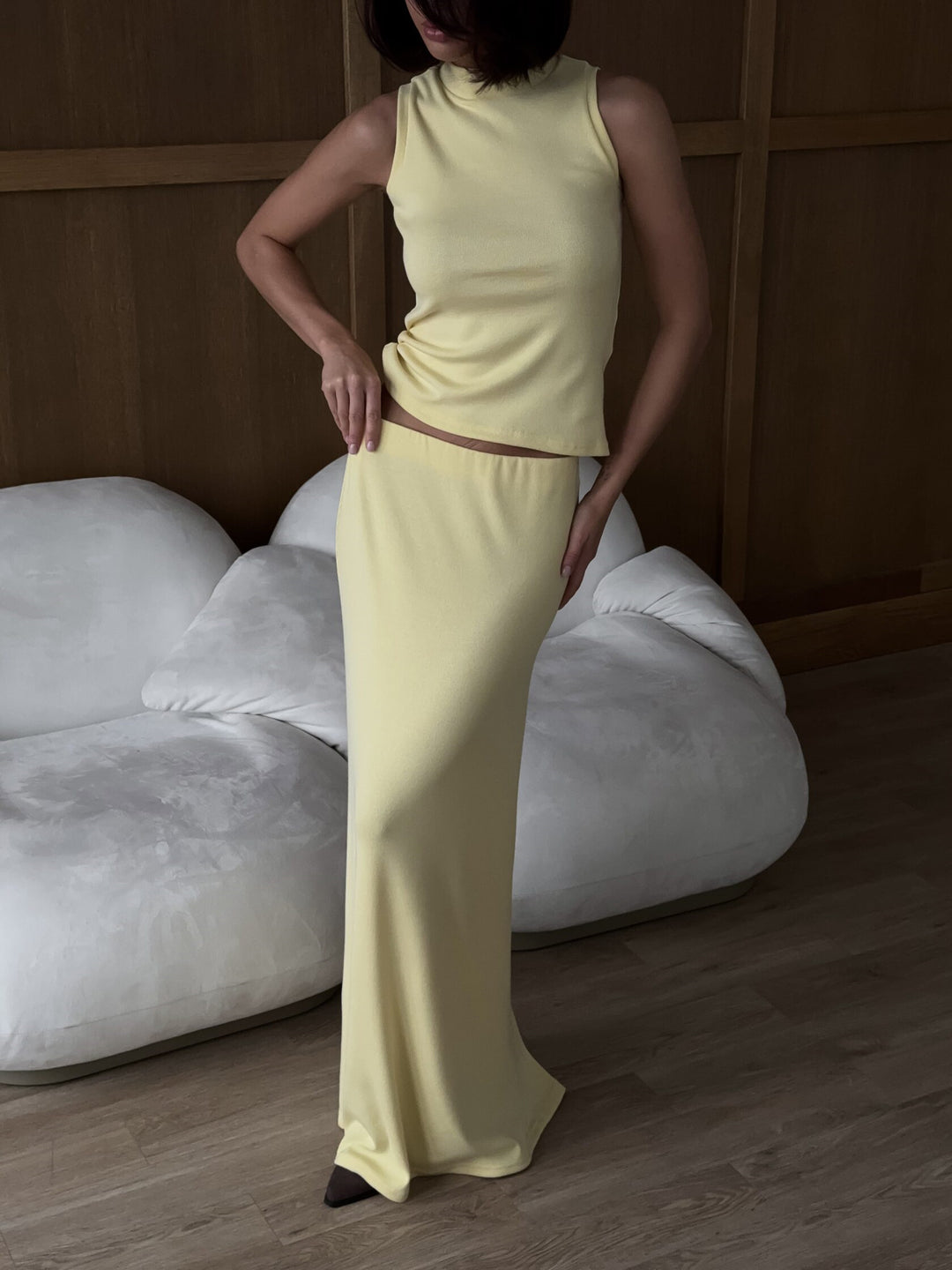 Damer elegant överdel med hög krage och sidoknäppningsdetalj Mirla-Eva Jonsson