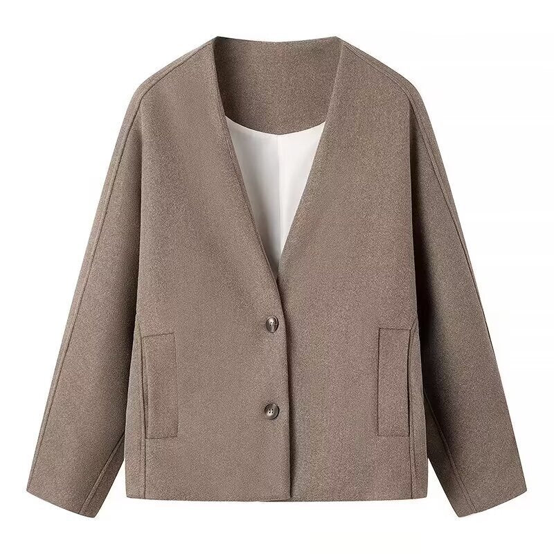Damer elegant oversized jacka med V-ringning och högkvalitativa knappar Mirla-Eva Jonsson