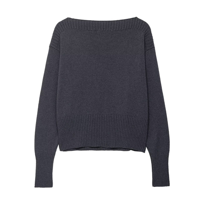 Damer elegant oversized stickad tröja med vid rund halsringning Mirla-Eva Jonsson