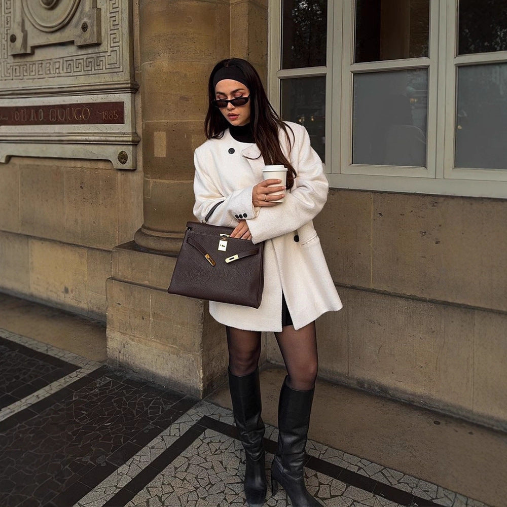Damer elegant oversized ulljacka med knapppdetaljer Mirla-Eva Jonsson
