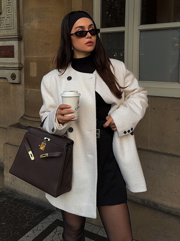 Damer elegant oversized ulljacka med knapppdetaljer Mirla-Eva Jonsson