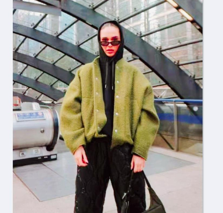 Damer elegant oversized yllejacka med avslappnad skärning och strukturerad väv Mirla-Eva Jonsson