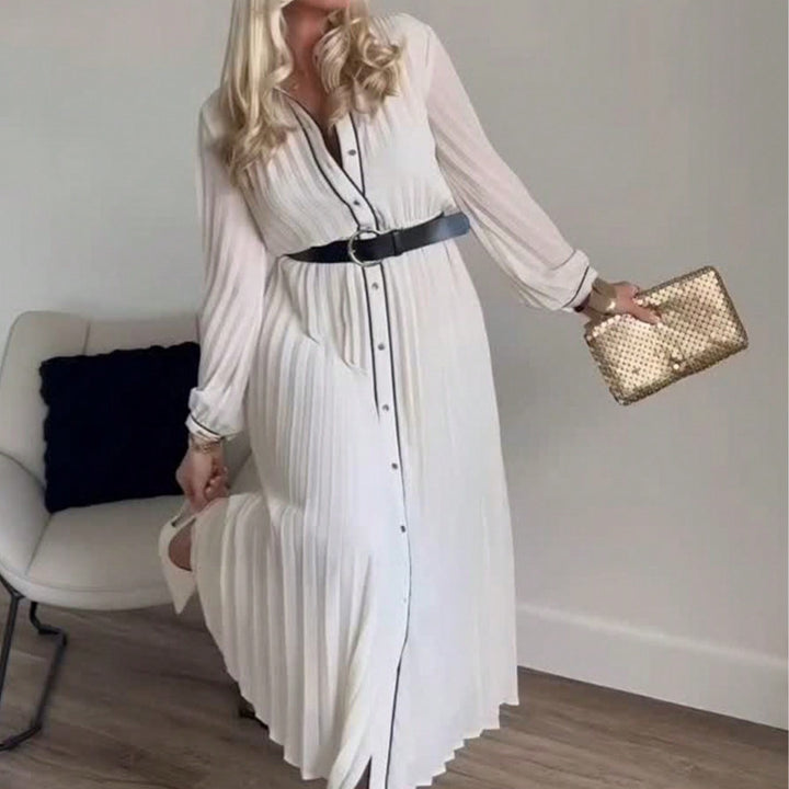 Damer elegant plisserad maxiklänning med fin krage och bälte Mirla-Eva Jonsson