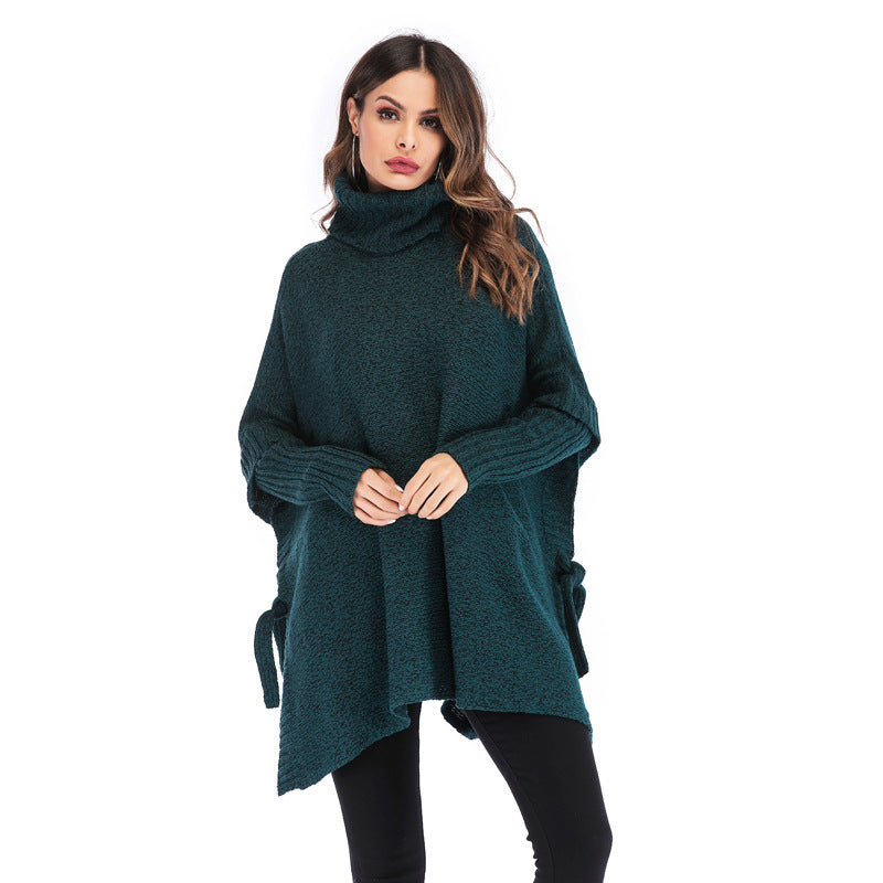 Damer elegant poncho med hög krage och slipad design Mirla-Eva Jonsson