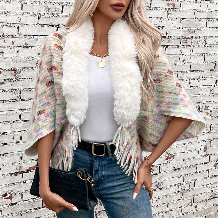 Damer elegant poncho med lyxig konstpälskrage och fransar Mirla-Eva Jonsson