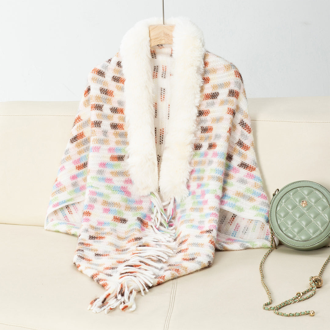Damer elegant poncho med lyxig konstpälskrage och fransar Mirla-Eva Jonsson