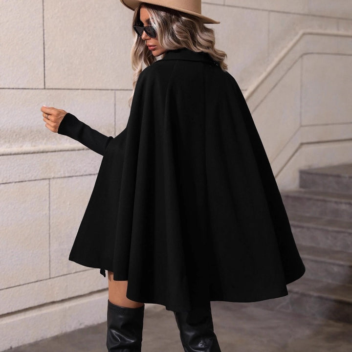 Damer elegant ren ull cape jacka med dubbel knappslå Mirla-Eva Jonsson