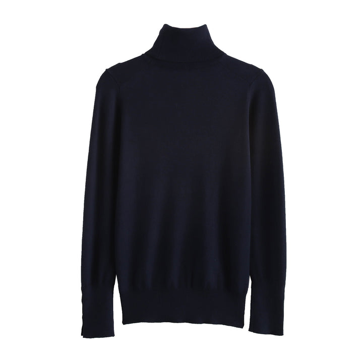 Damer elegant rullkragepullover med knapppdetail Mirla-Eva Jonsson