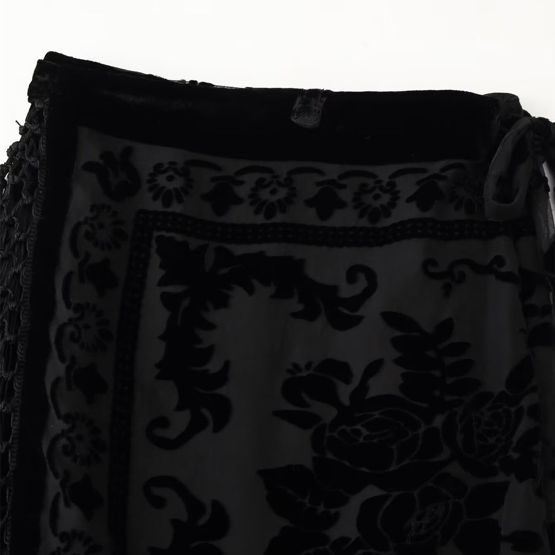 Damer elegant sammrock med fransprydda detaljer och sidobindebälte Mirla-Eva Jonsson