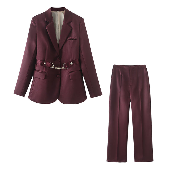 Damer elegant satin blazer-set med kedjeaccent Mirla-Eva Jonsson