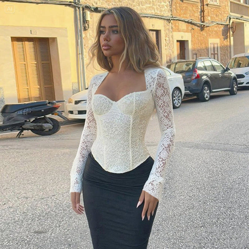Damer elegant spetsblus med lång ärm och figursydd passform Mirla-Eva Jonsson