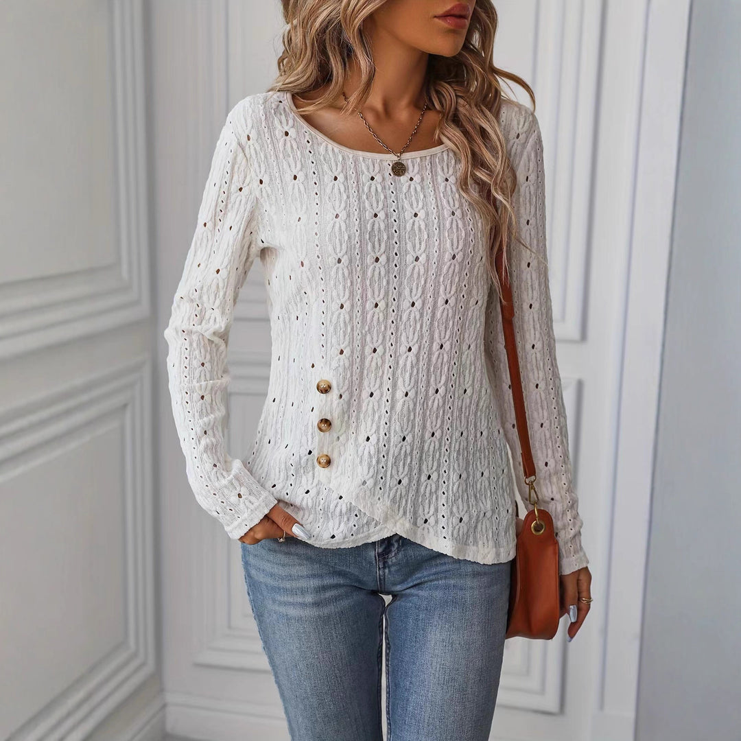 Damer elegant stickad blus med feminina knapppar Mirla-Eva Jonsson