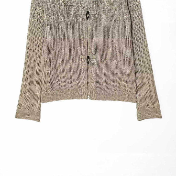 Damer elegant stickad jacka med kvart-krage och knapppdetaljer Mirla-Eva Jonsson