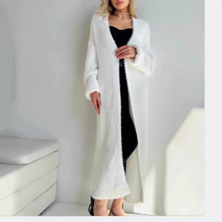Damer elegant stickad kappa Mirla-Eva Jonsson