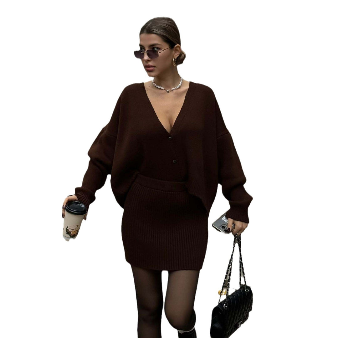 Damer elegant stickad kjol och cardigan set Mirla-Eva Jonsson