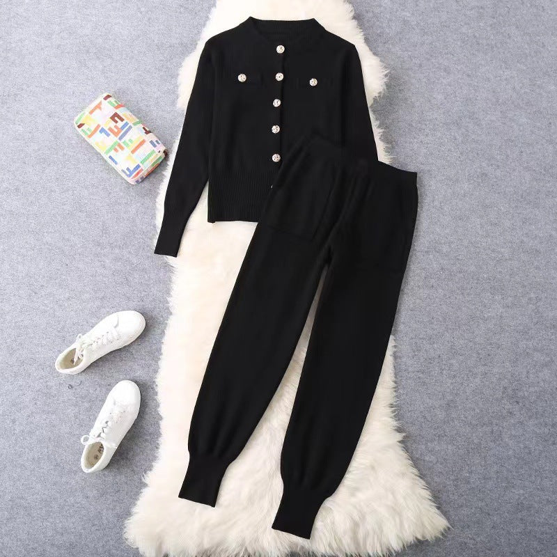 Damer elegant stickad kostym-set med knapppdetaljer Eva Jonsson-Eva Jonsson