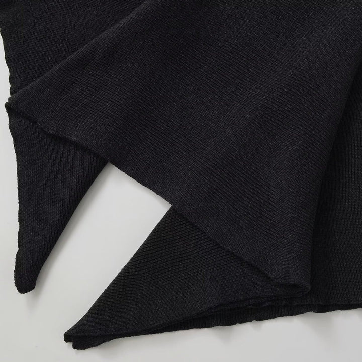 Damer elegant stickad poncho med asymmetrisk skärning Mirla-Eva Jonsson