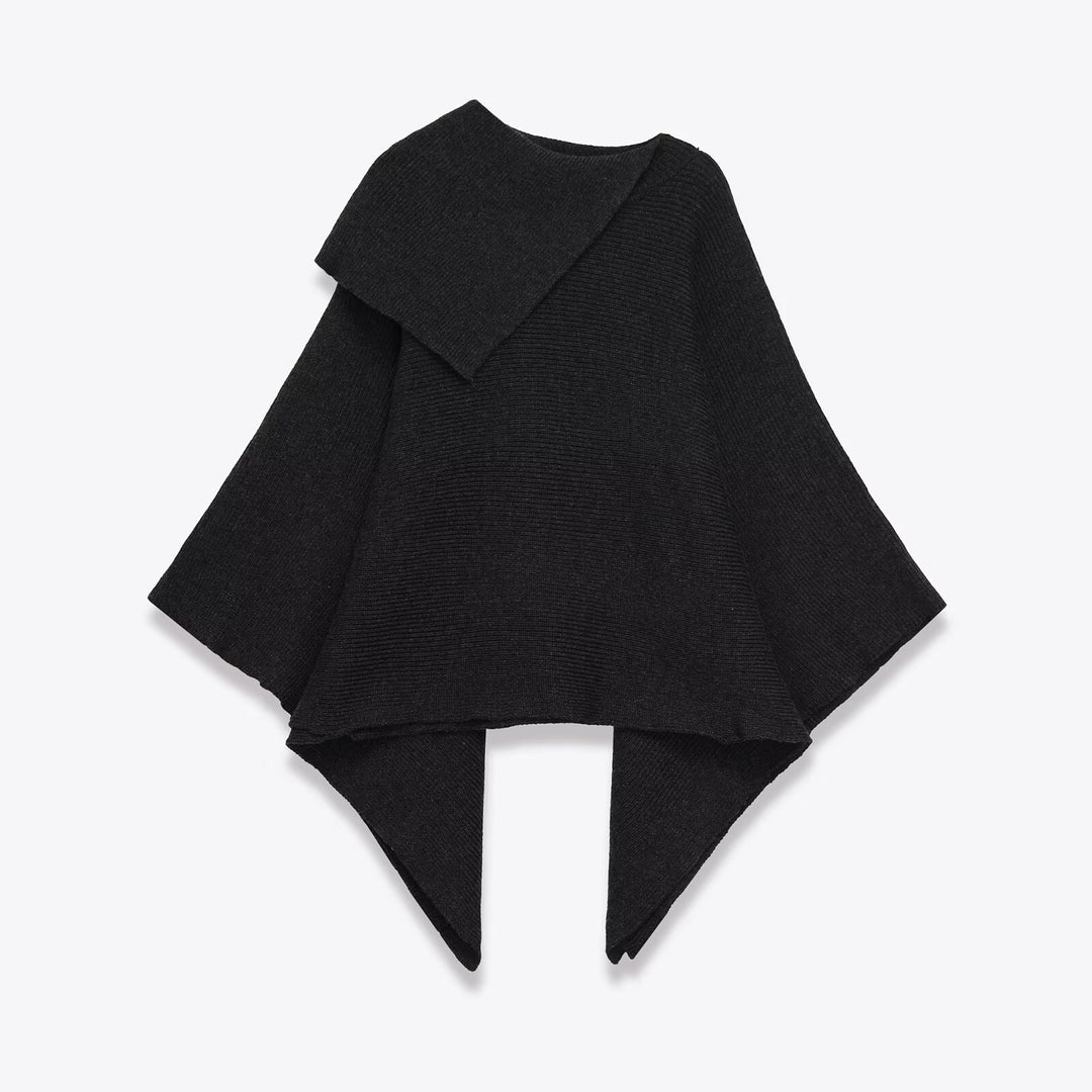 Damer elegant stickad poncho med asymmetrisk skärning Mirla-Eva Jonsson