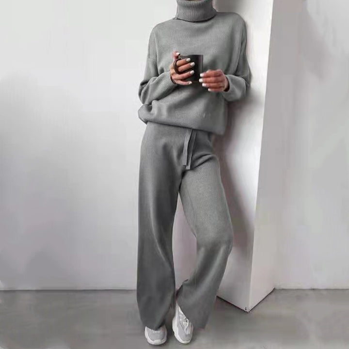 Damer elegant stickat loungewear-set med hög krage och vida ben Mirla-Eva Jonsson