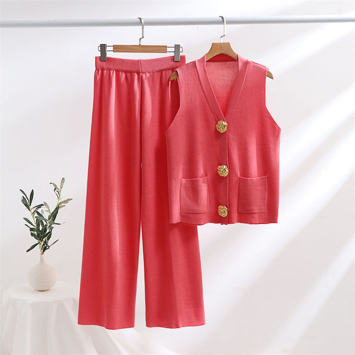 Damer elegant stickat loungewear-set med knappdetaljering Mirla-Eva Jonsson