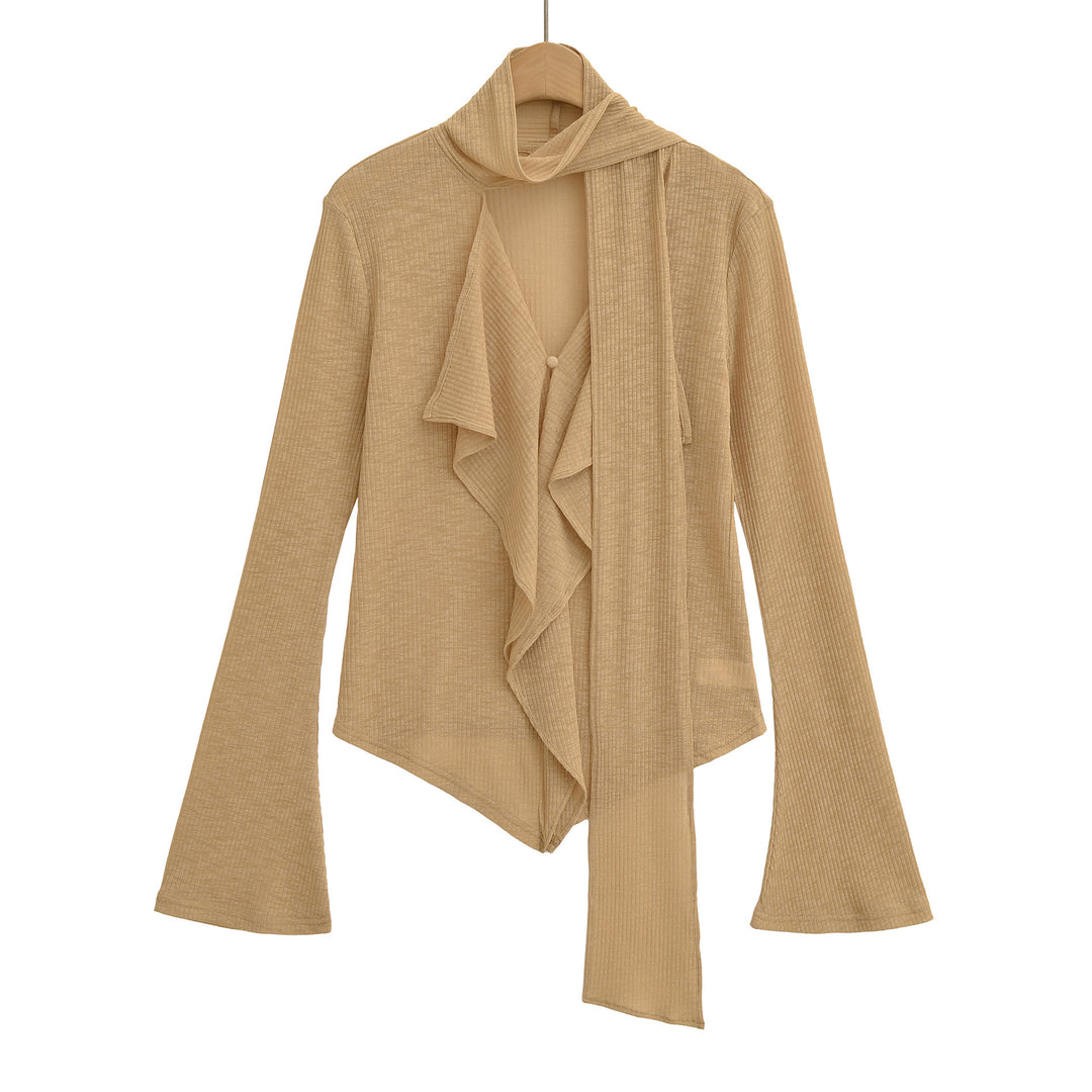 Damer elegant topp med snygg volang-design Mirla-Eva Jonsson