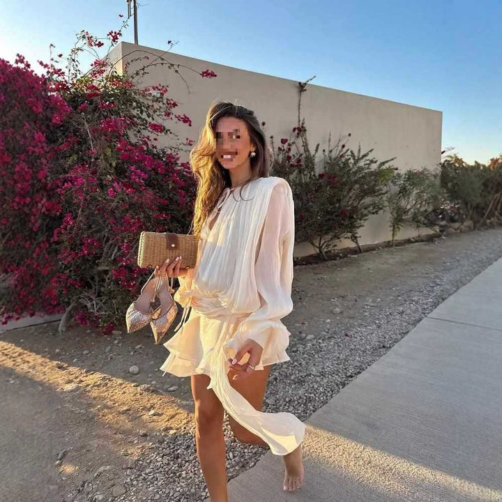 Damer elegant topp med voluminösa ärmar och matchande shorts Mirla-Eva Jonsson