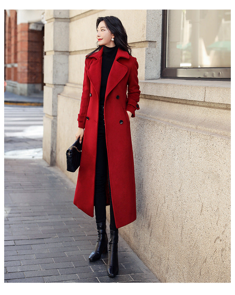 Damer elegant trench coat med dubbelknapplist och vid passform Mirla-Eva Jonsson