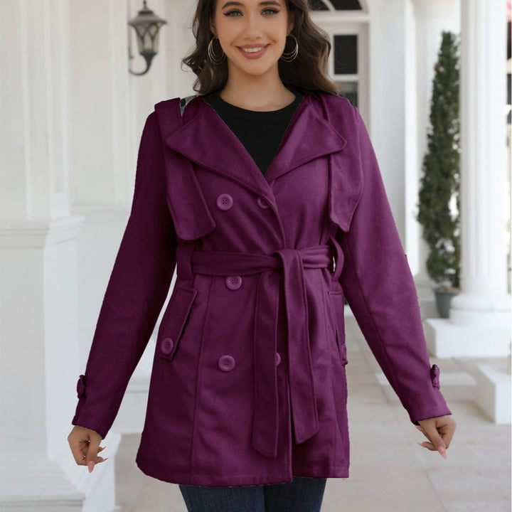 Damer elegant trenchcoat med bälte och dubbelt knäppta detaljer Mirla-Eva Jonsson