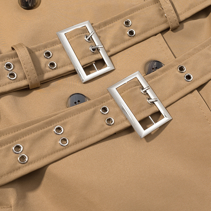 Damer elegant trenchcoat med figursydd bälte och epauletterade axlar Mirla-Eva Jonsson