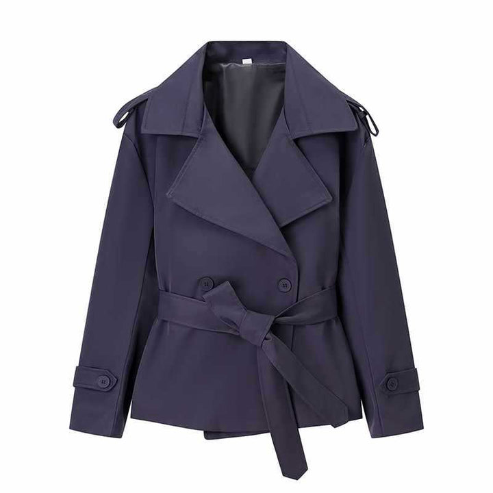 Damer elegant trenchcoat med figursydd passform och stiliga detaljer Mirla-Eva Jonsson