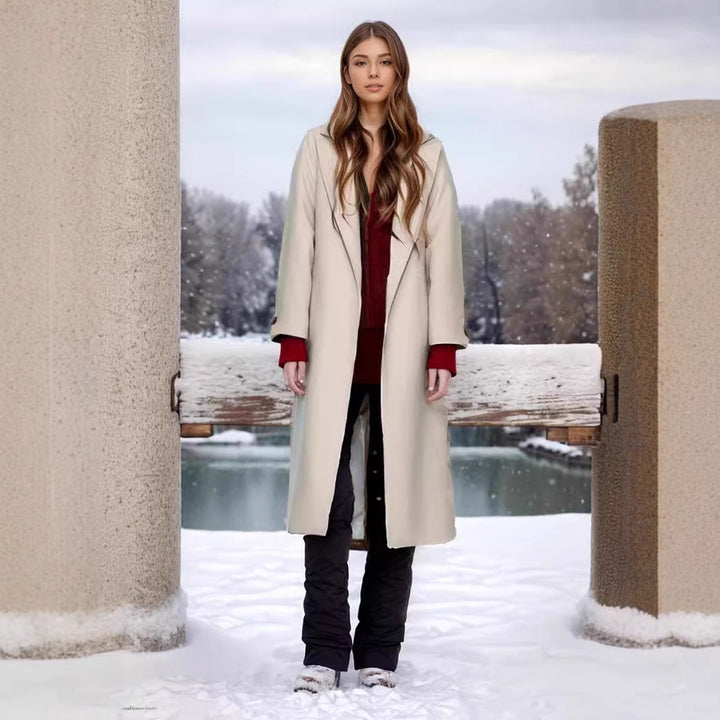 Damer elegant trenchcoat med generösa fickor och midjebälte Mirla-Eva Jonsson