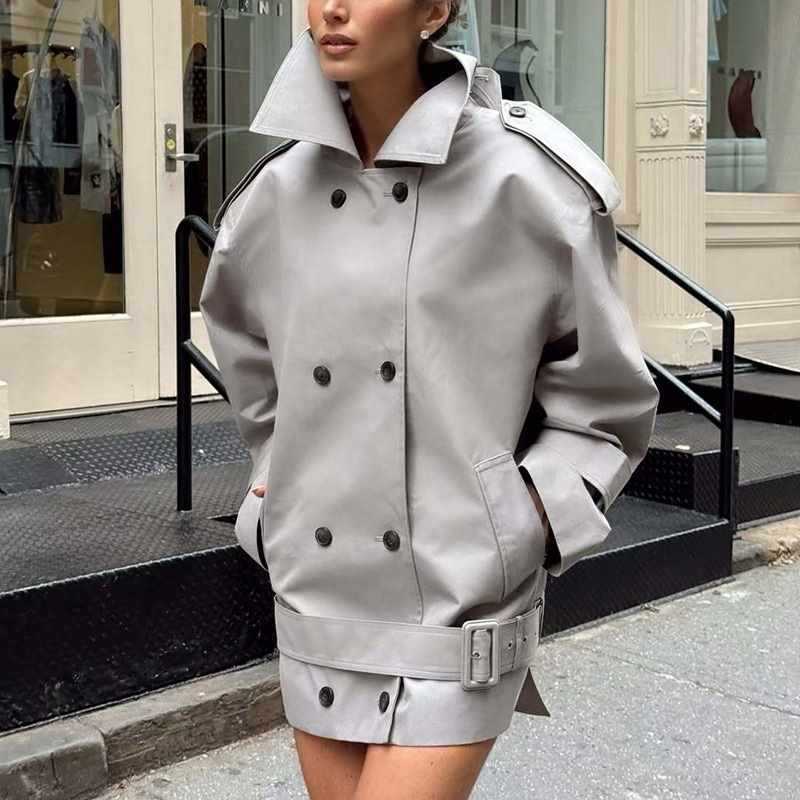 Damer elegant trenchcoat med hög krage och bälte Mirla-Eva Jonsson